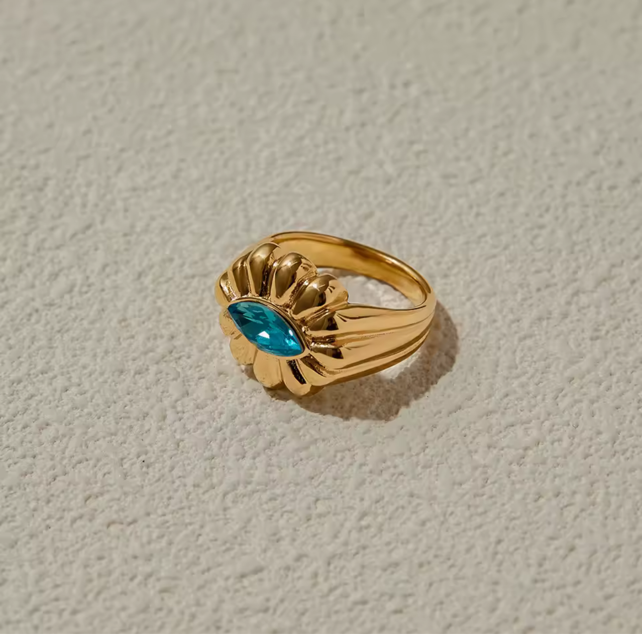 AMIRA RING