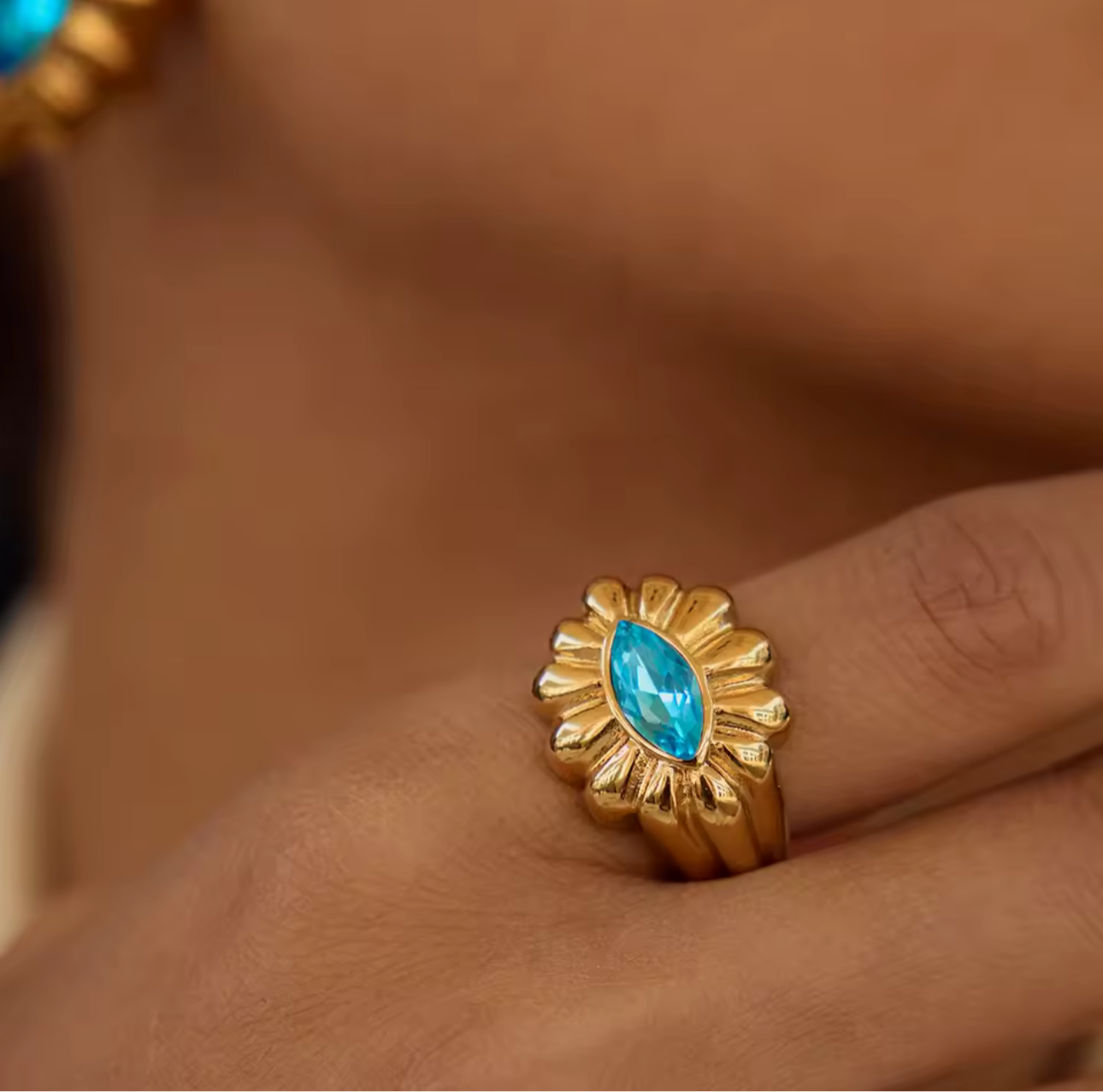 AMIRA RING