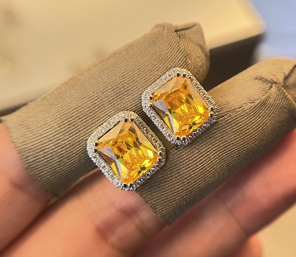 SOLENE STUDS